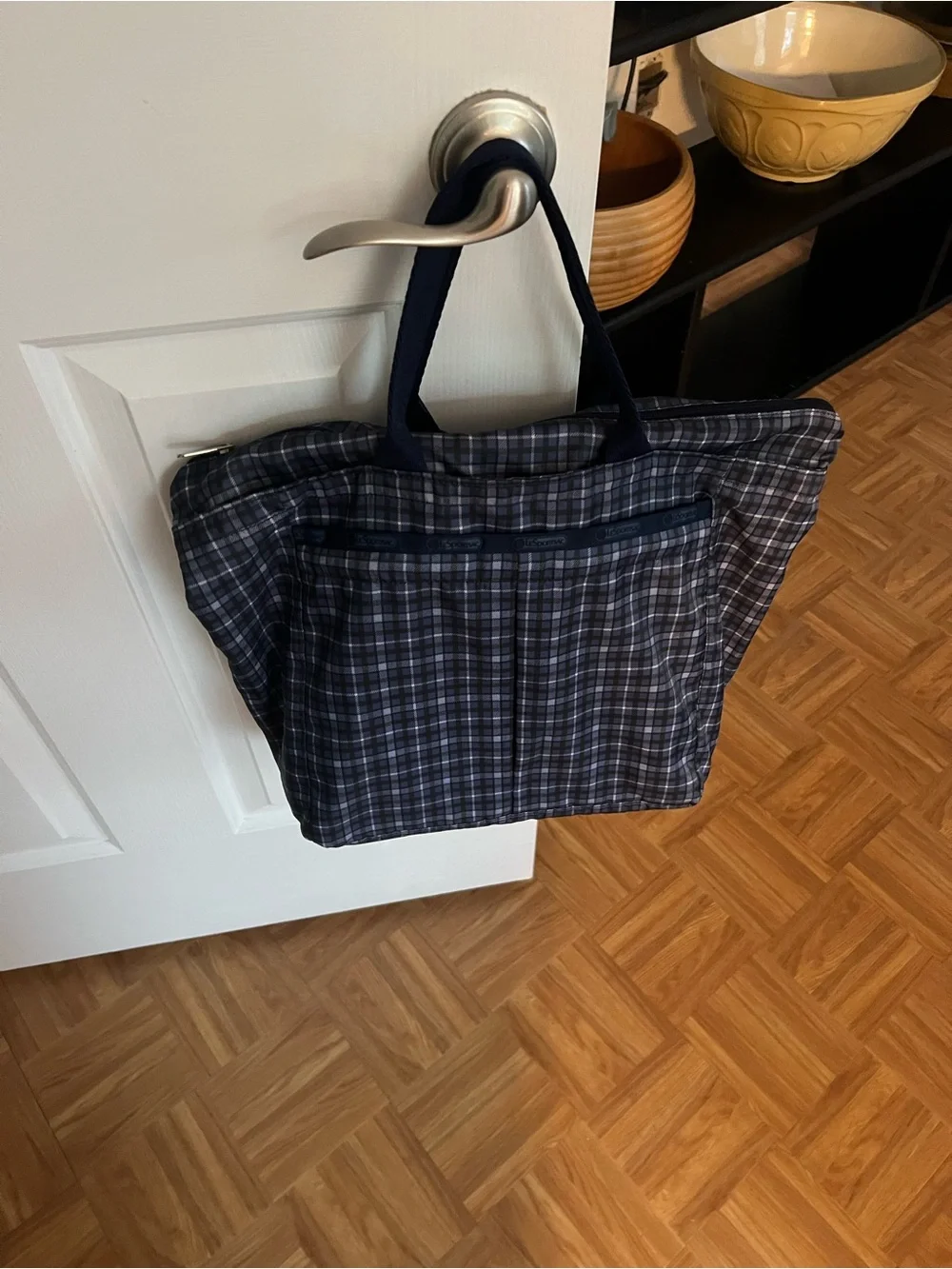 N/A vintage lesportsac
